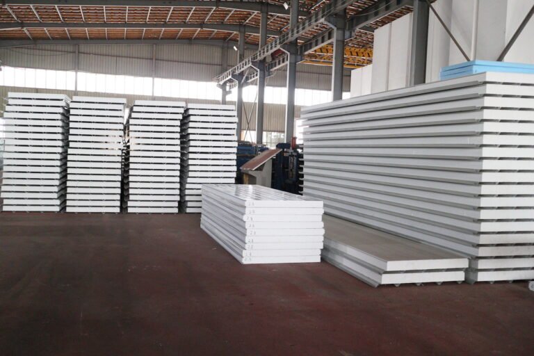 تركيب ساندوتش بانل في خميس مشيط بسرعة ودقة